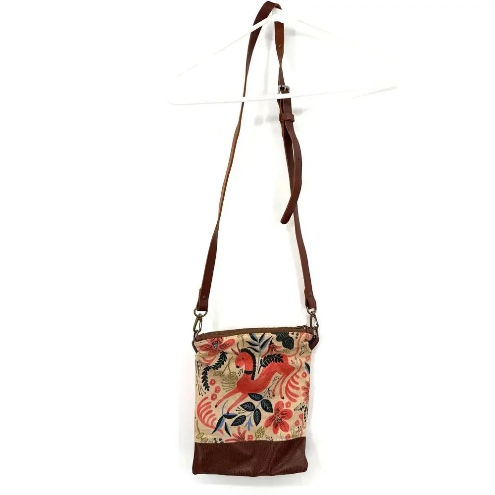 Harvest Crafts Handmade Crossbody Purse Handbag Pocketbook Folk‎ Art Animal